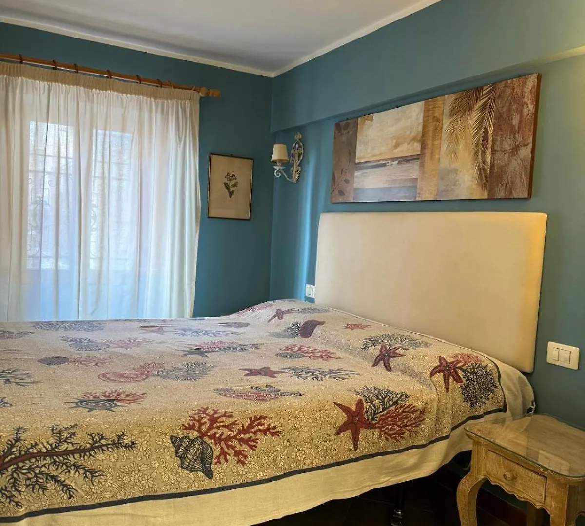 Voile Rouge Apartment Palermo 0*,  Italy