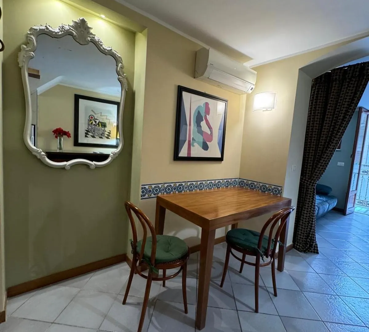 Voile Rouge Apartment Palermo